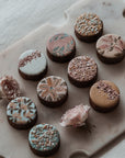 The Round Praline Palette | 9 pieces