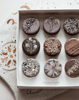 The Round Praline Palette | 9 pieces