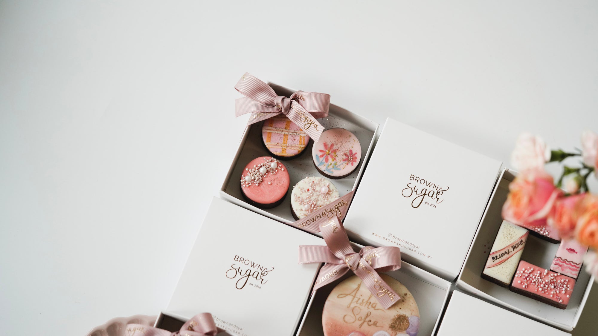 Marissa Box | Round Pralines