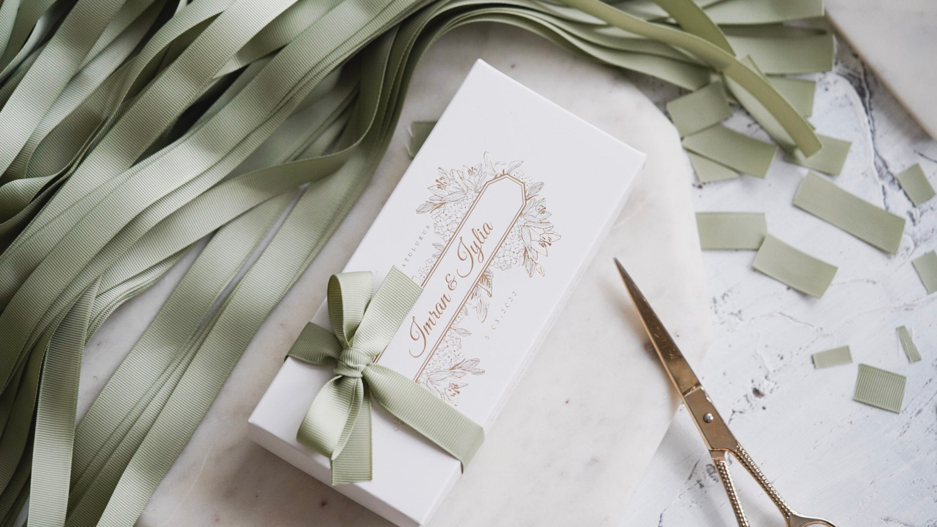 Amara Box | Rectangle Pralines