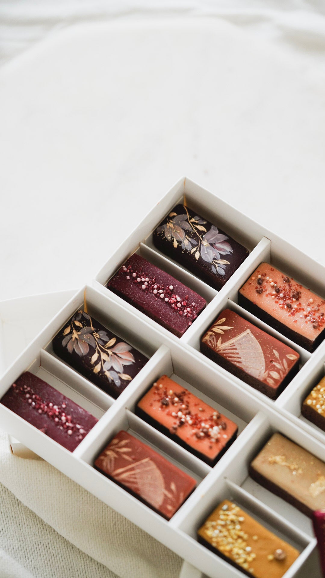 Amara Box | Rectangle Pralines