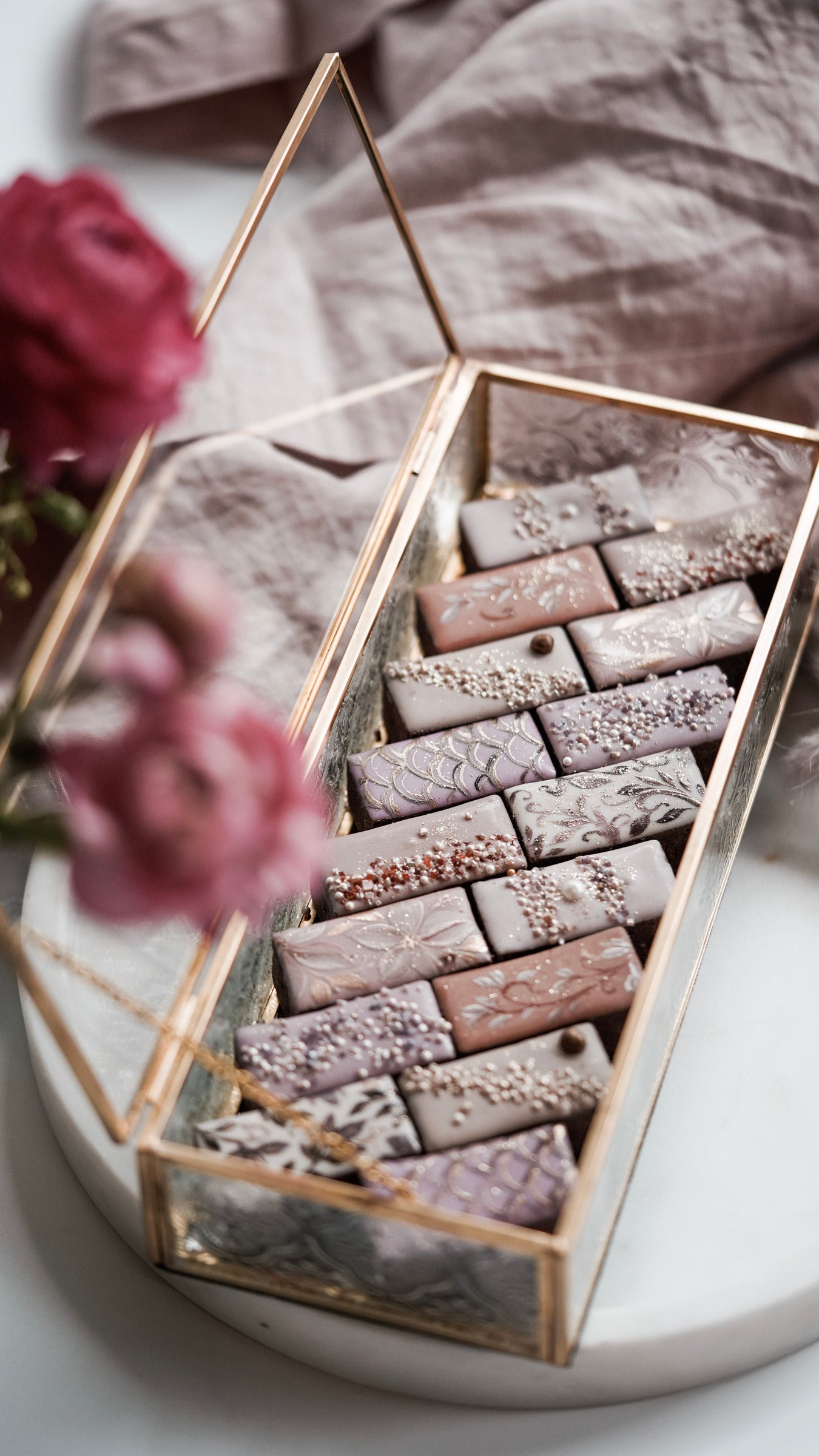 Rectangle Glass | Signature Praline