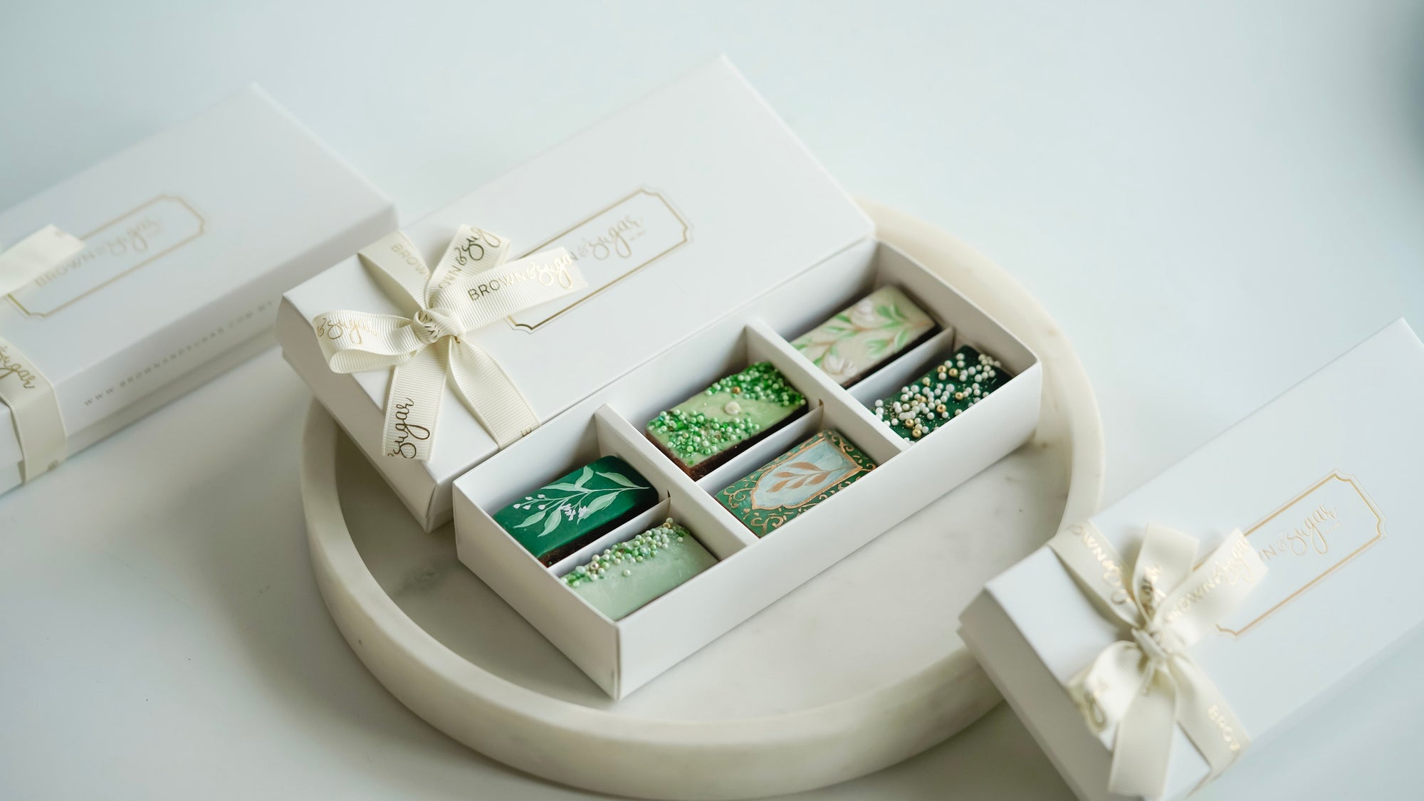Amara Box | Rectangle Pralines