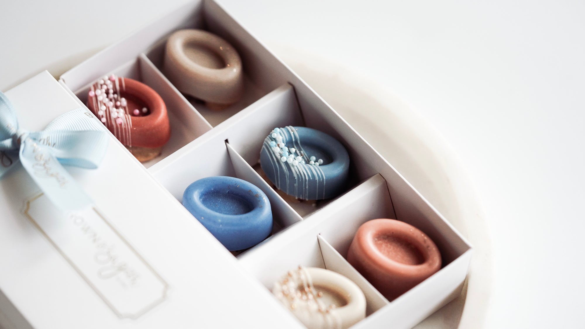 Amara Box | Ombre Financier