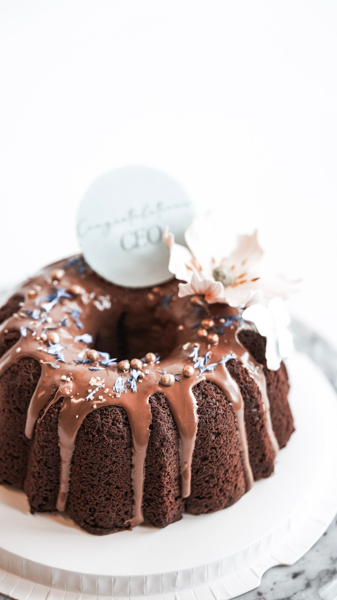 Bundt | Chocolate with Hazelnut Sauce