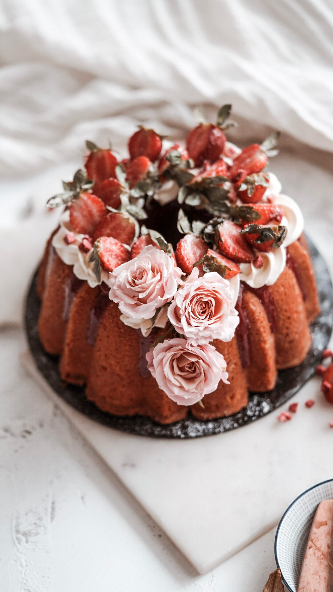 Bundt | Strawberry