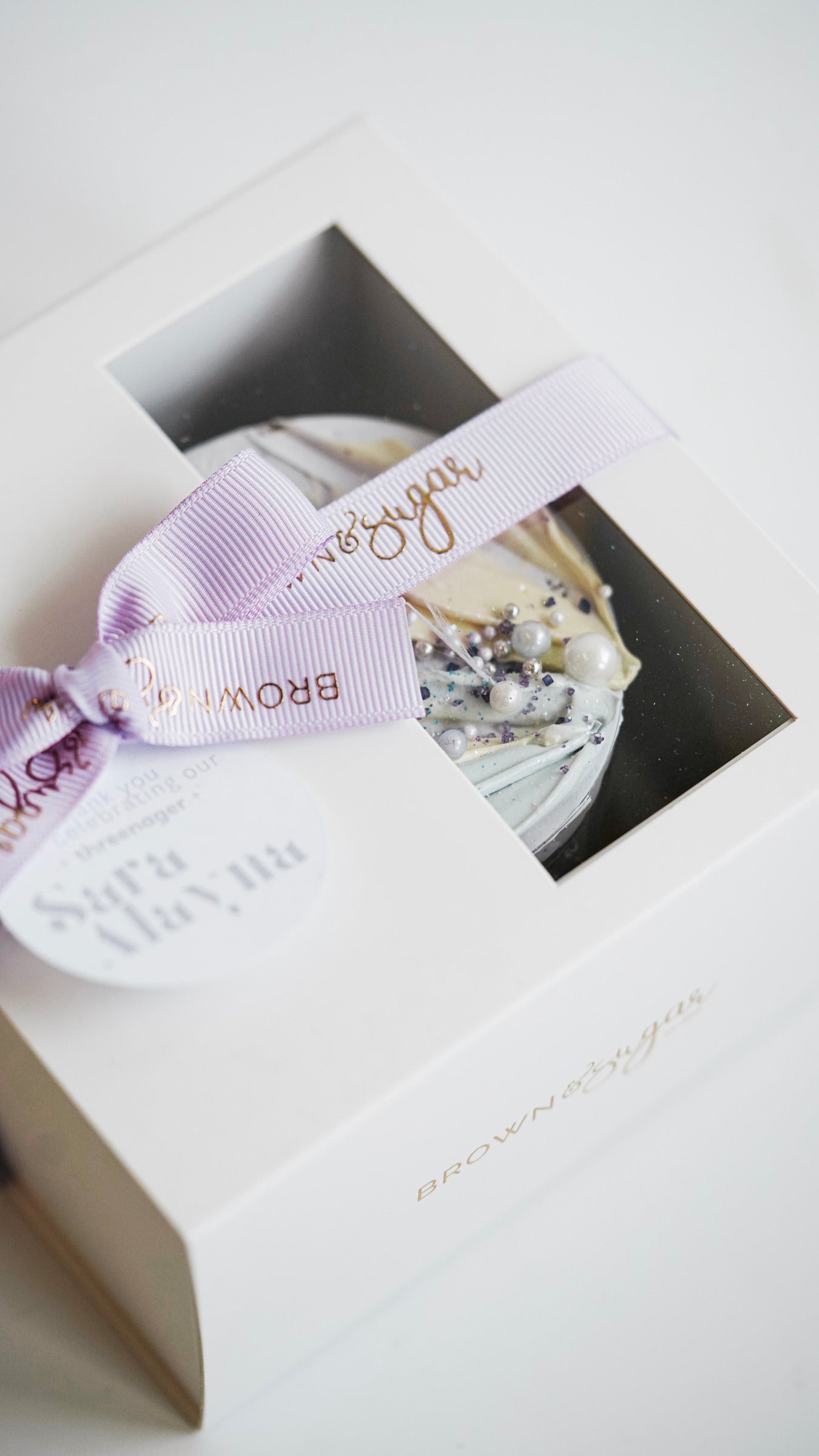 Aiko Box | Mini Cake