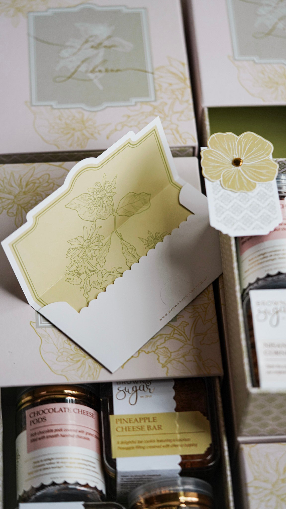 LEBARAN Gift Box | Kesuma